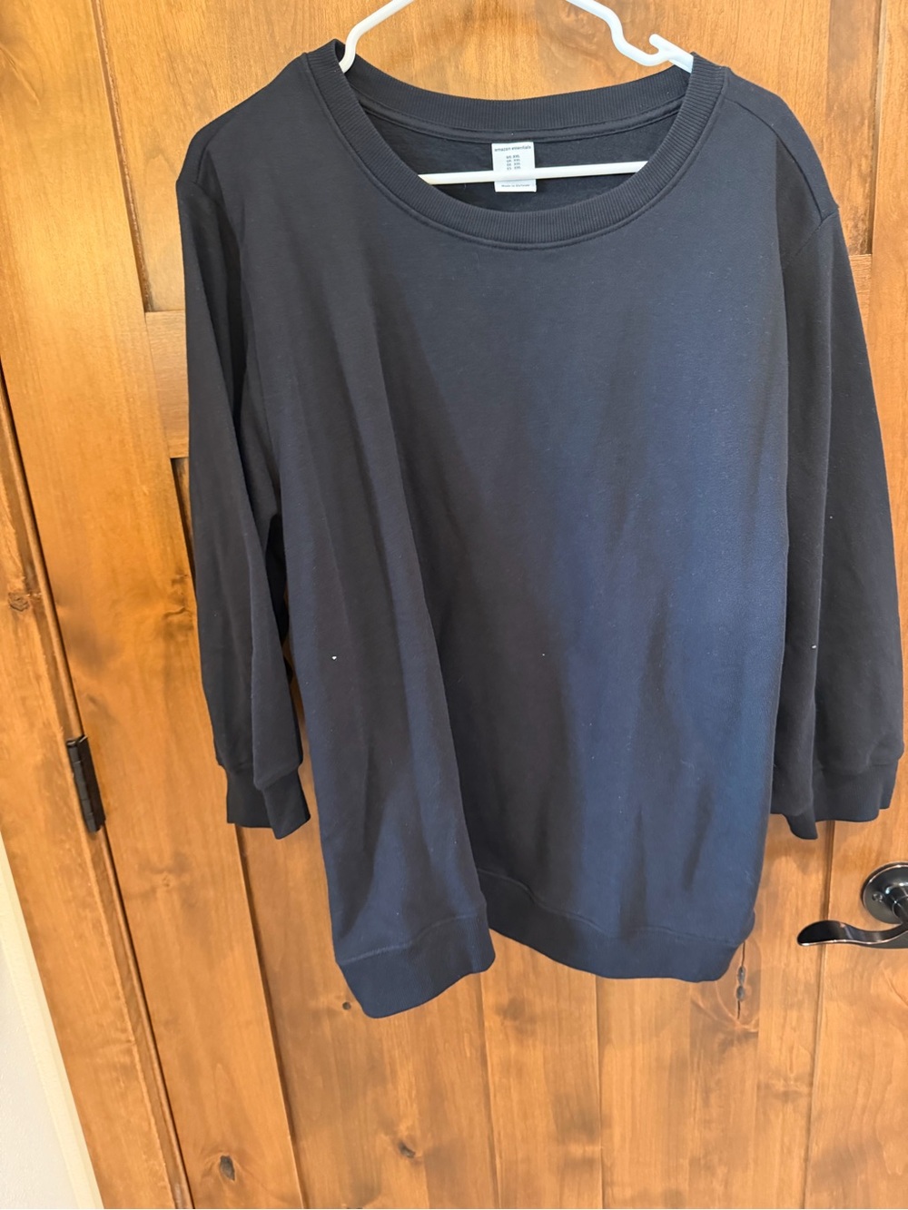 Amazon Essentials Black Crewneck Pullover Sweatshirt